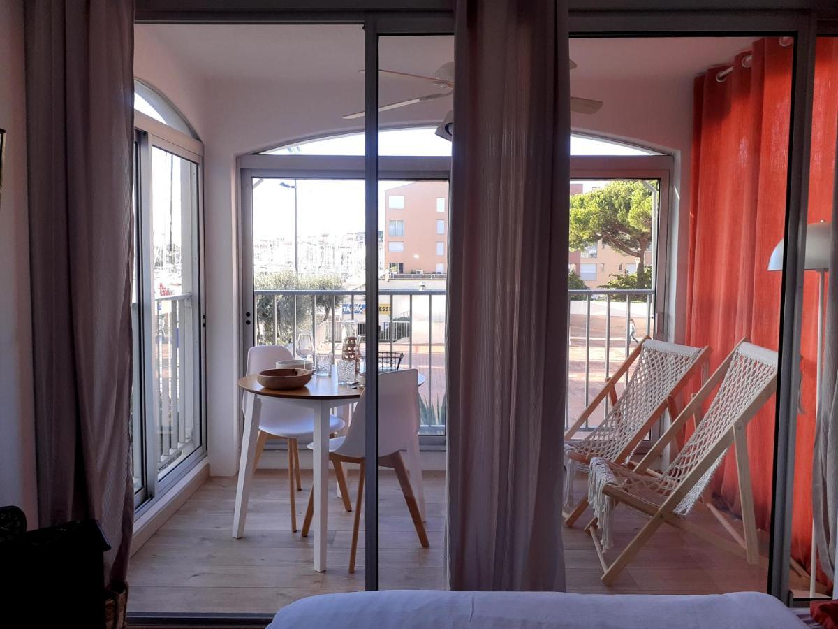 Agreable Studio Vue Port Au Cap D'Agde Bagian luar foto