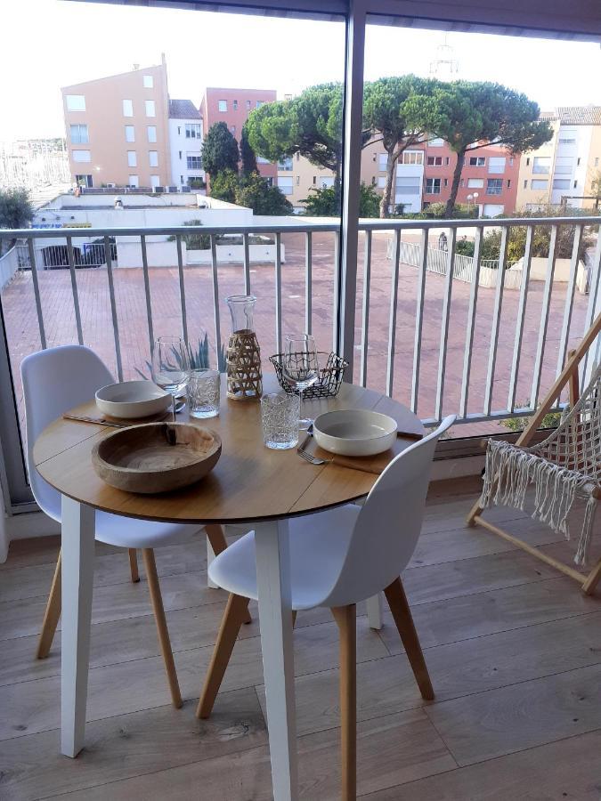 Agreable Studio Vue Port Au Cap D'Agde Bagian luar foto